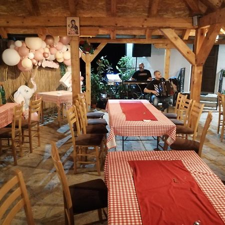 Bed and Breakfast Etno Selo Lelic Valjevo Exterior foto