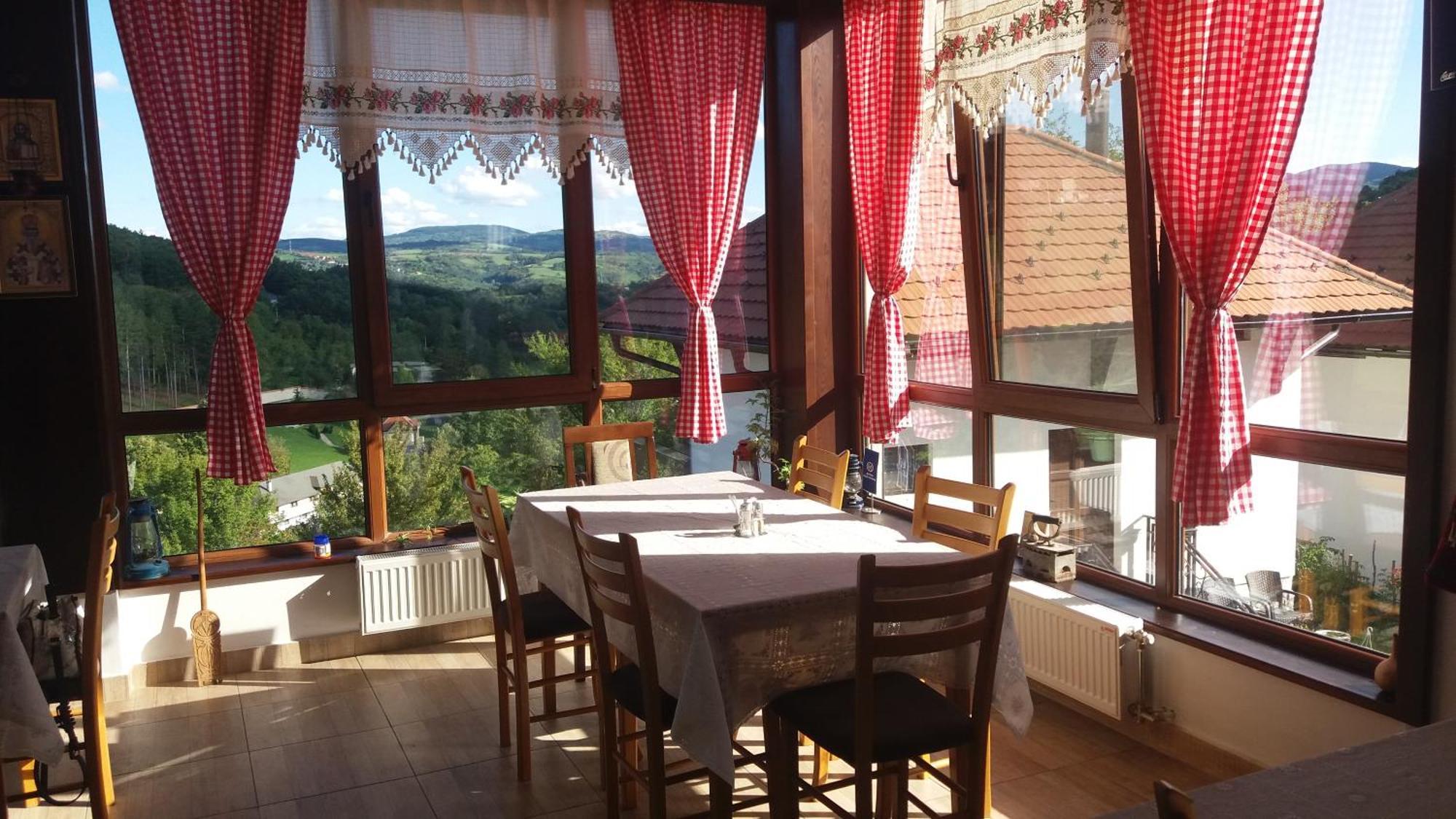 Bed and Breakfast Etno Selo Lelic Valjevo Exterior foto