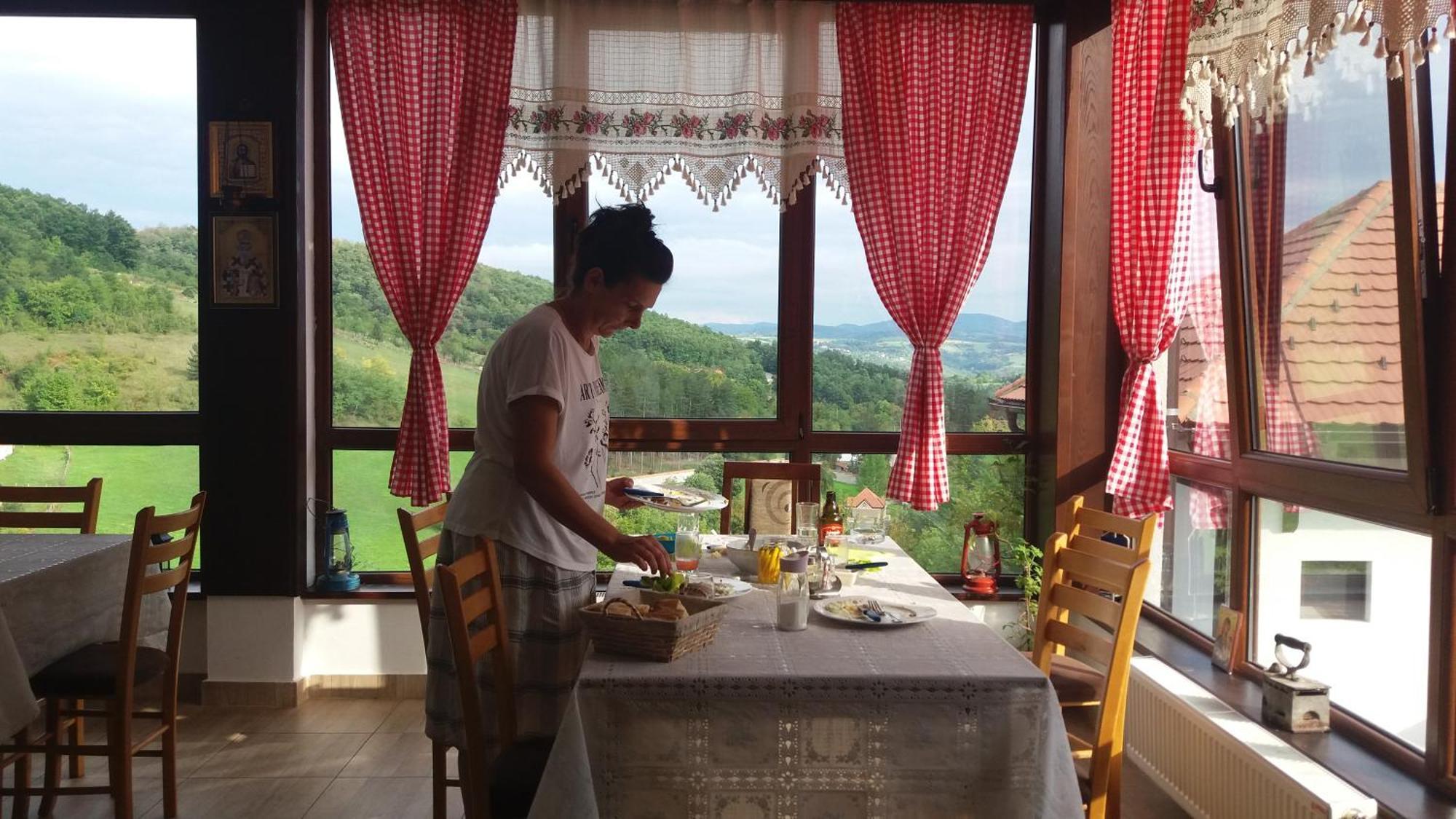 Bed and Breakfast Etno Selo Lelic Valjevo Exterior foto