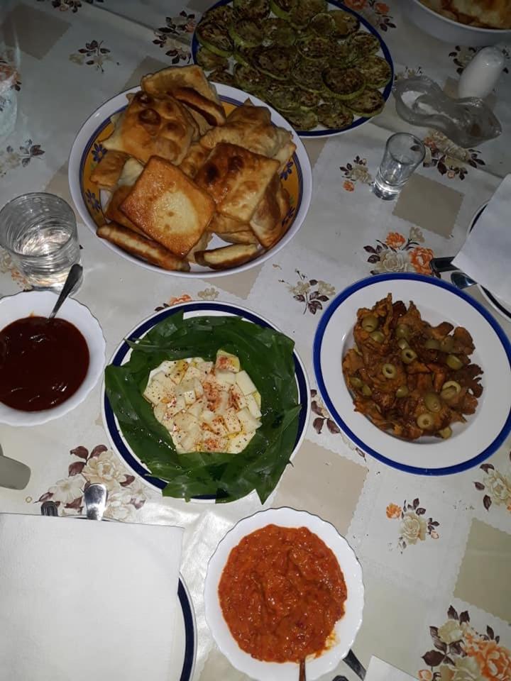 Bed and Breakfast Etno Selo Lelic Valjevo Exterior foto