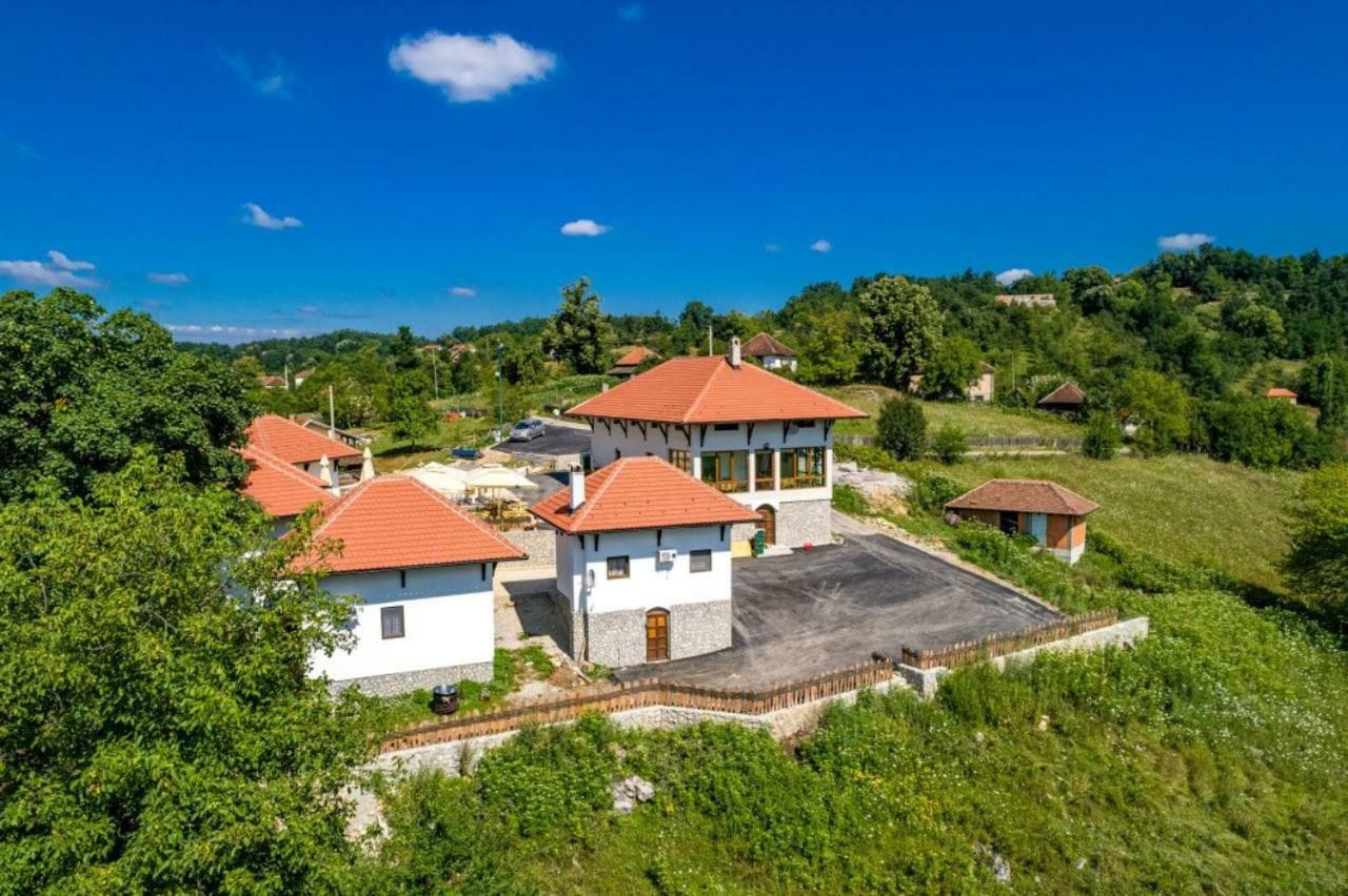Bed and Breakfast Etno Selo Lelic Valjevo Exterior foto
